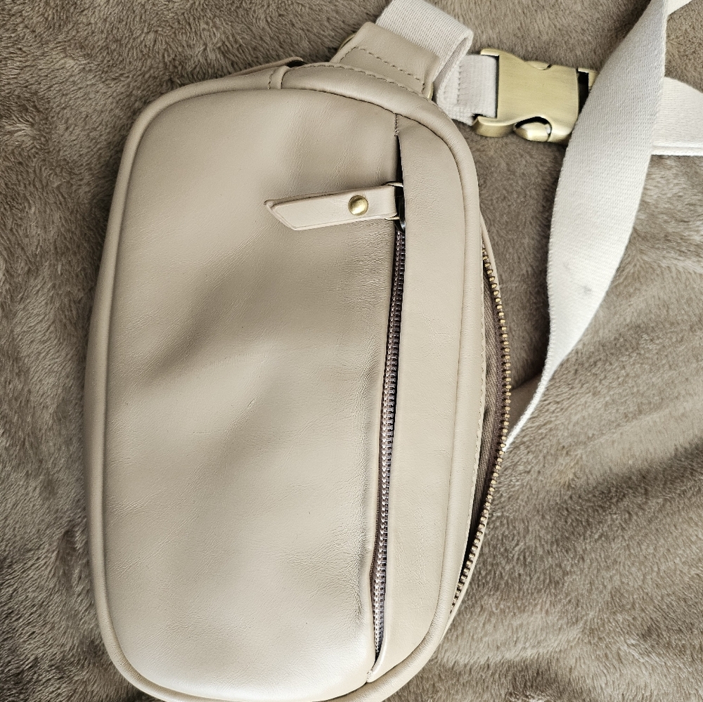 Andar belt bag